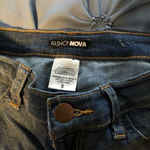 Fashion nova jeans